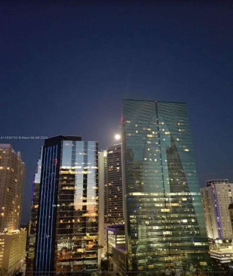 VUE AT BRICKELL CONDO - Residential Lease