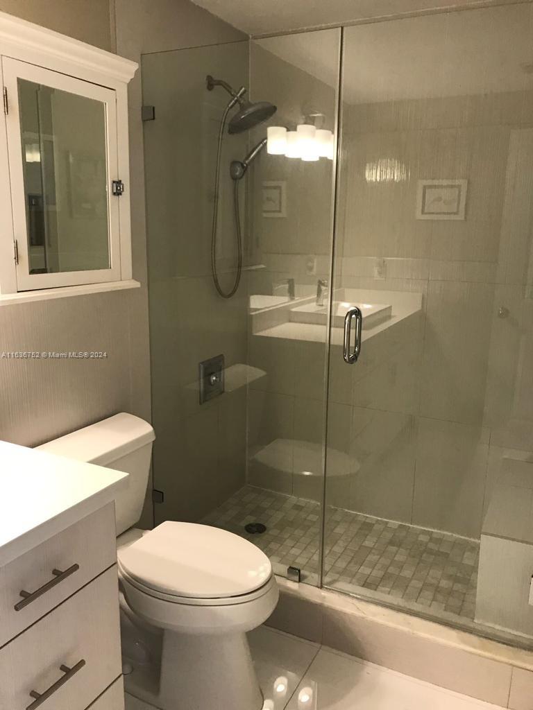 VUE AT BRICKELL CONDO - Residential Lease