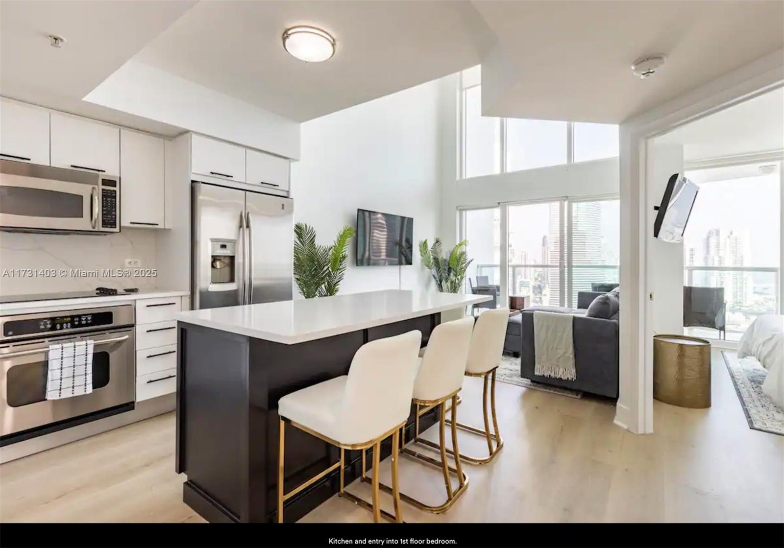 Rental Property at 41 Se 5th St 2207, Miami, Broward County, Florida - Bedrooms: 2 
Bathrooms: 2  - $5,700 MO.