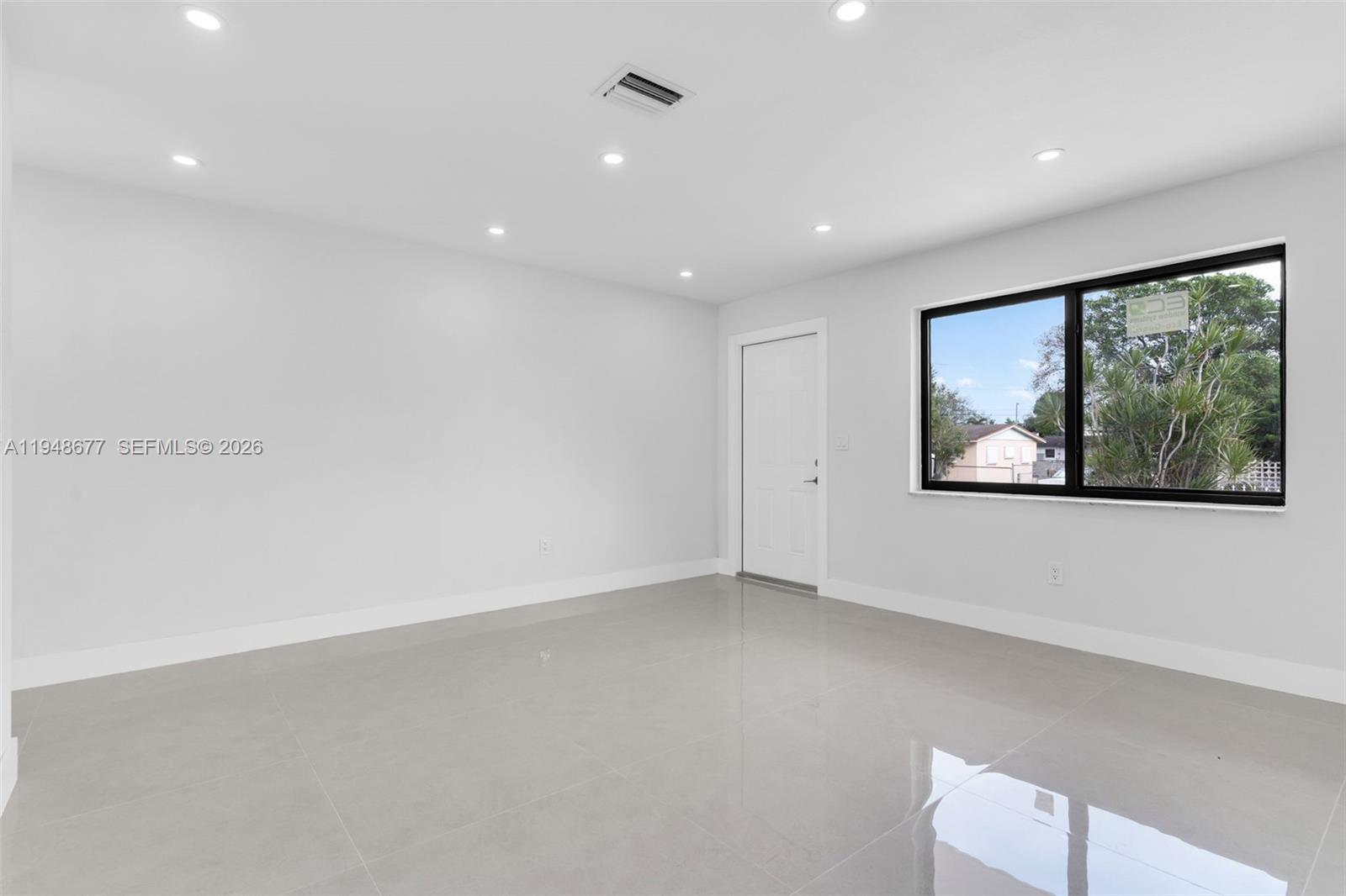 RICHMOND HEIGHTS - Residential