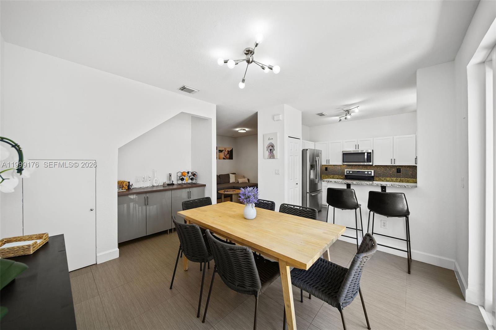 DORAL ISLES NORTH SEC TWO - Residential