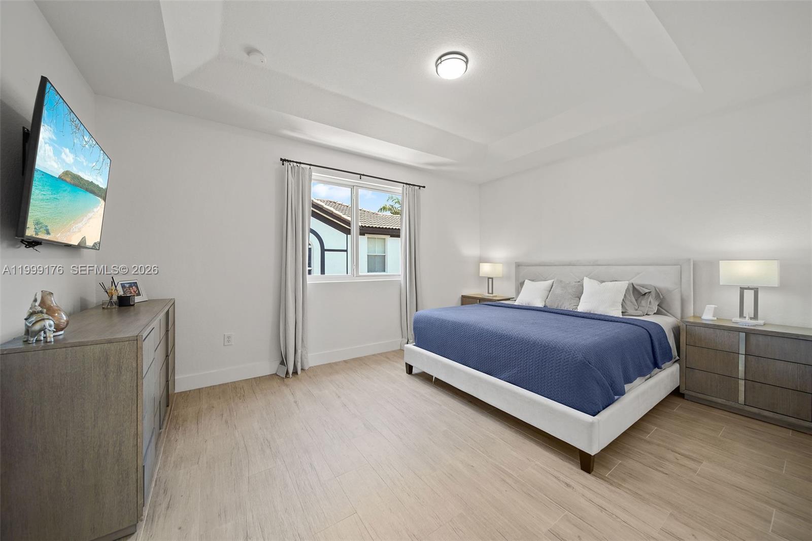 DORAL ISLES NORTH SEC TWO - Residential