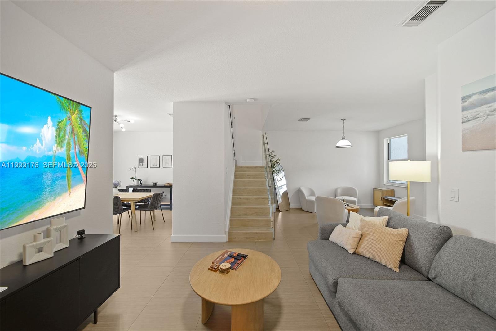 DORAL ISLES NORTH SEC TWO - Residential