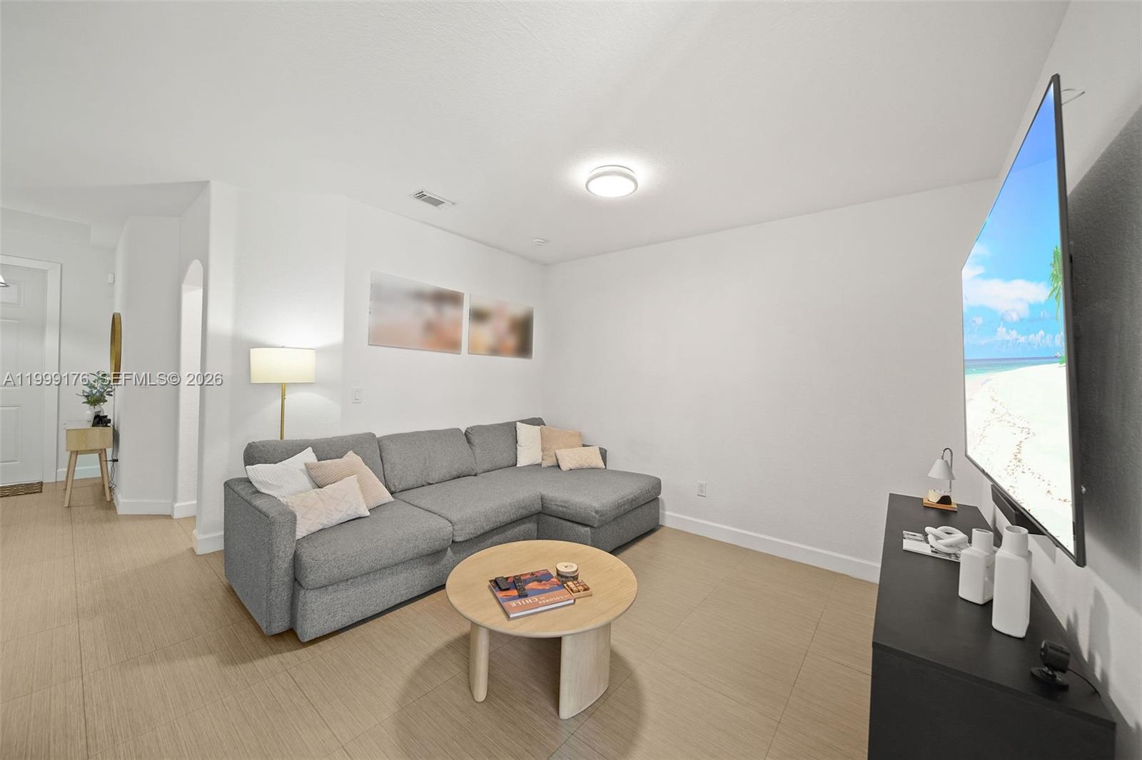 DORAL ISLES NORTH SEC TWO - Residential