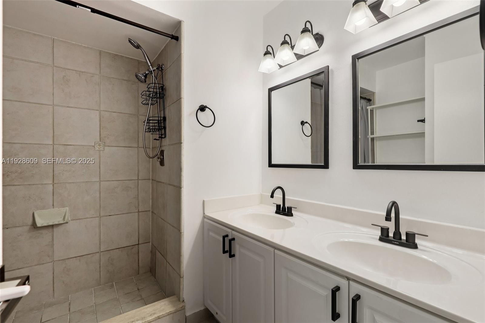 STONEBRIDGE PHASE 1 - Residential