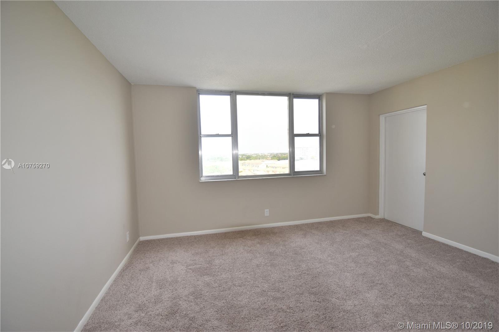 HILLCREST NO 21 CONDO - Residential