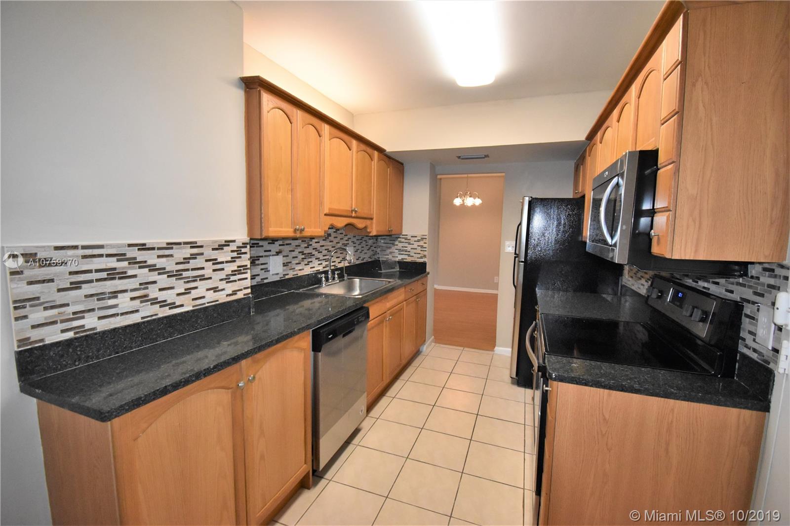 HILLCREST NO 21 CONDO - Residential