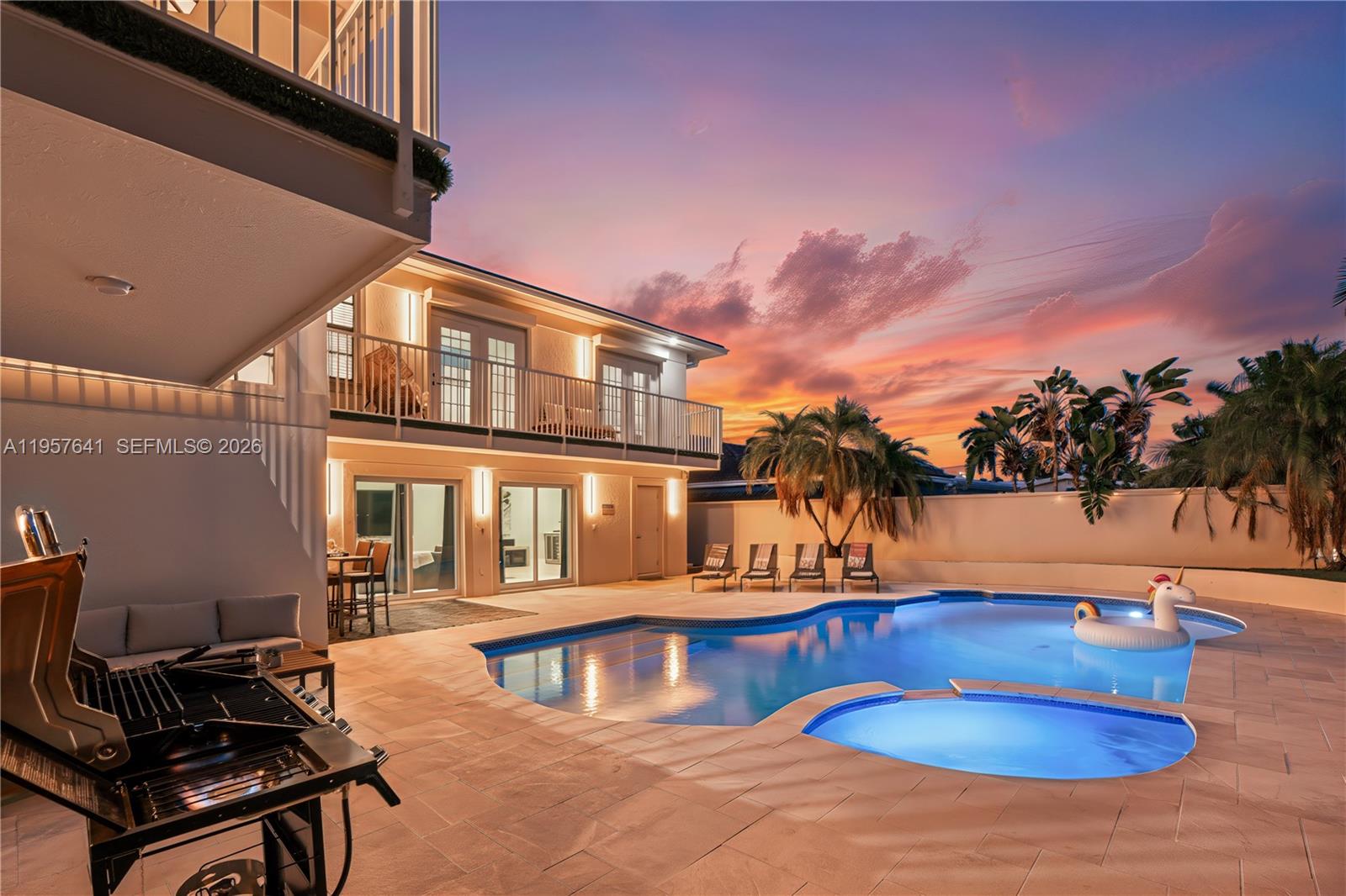 POMPANO SHORES - Residential