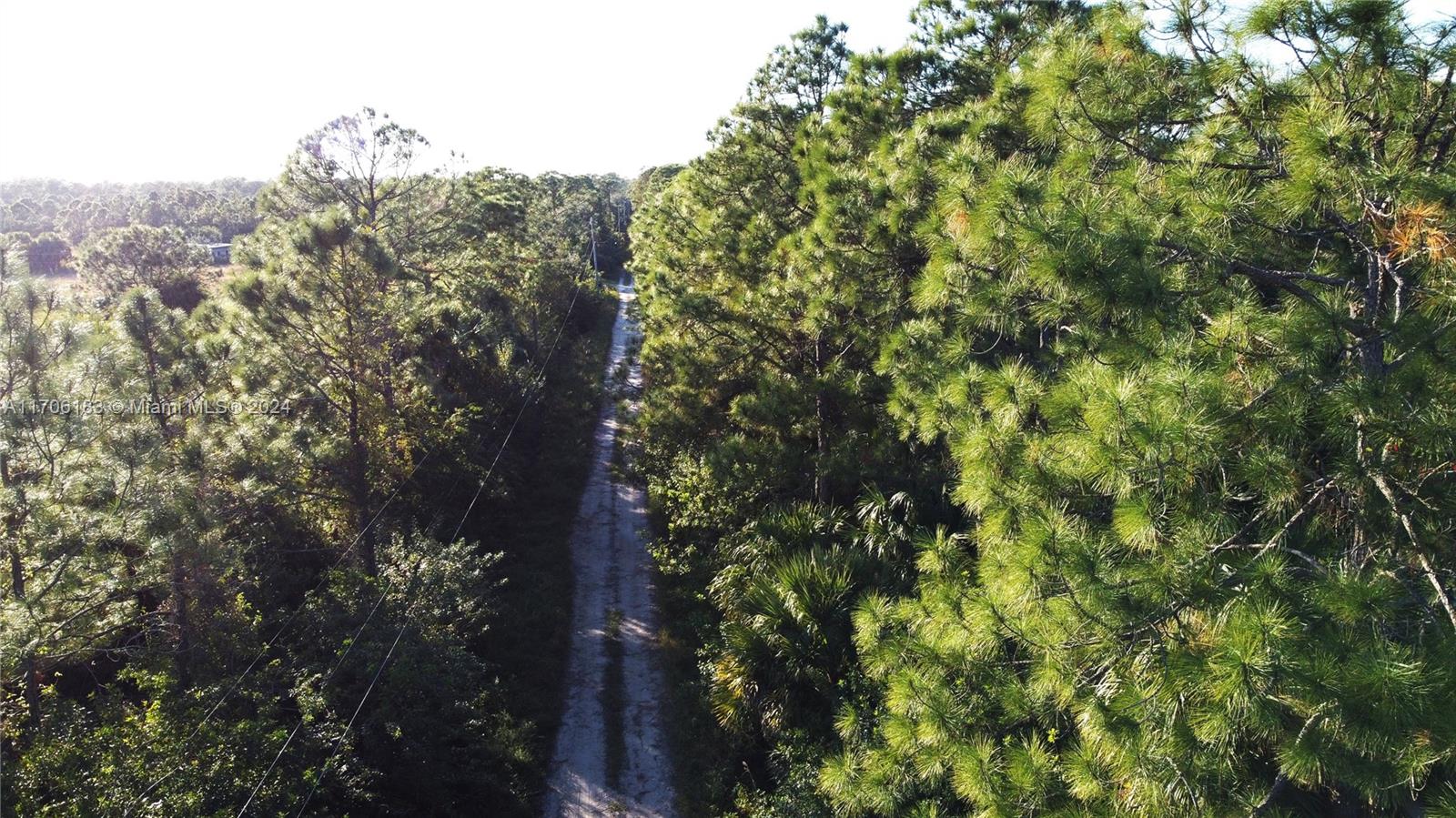 LA DECA - Residential