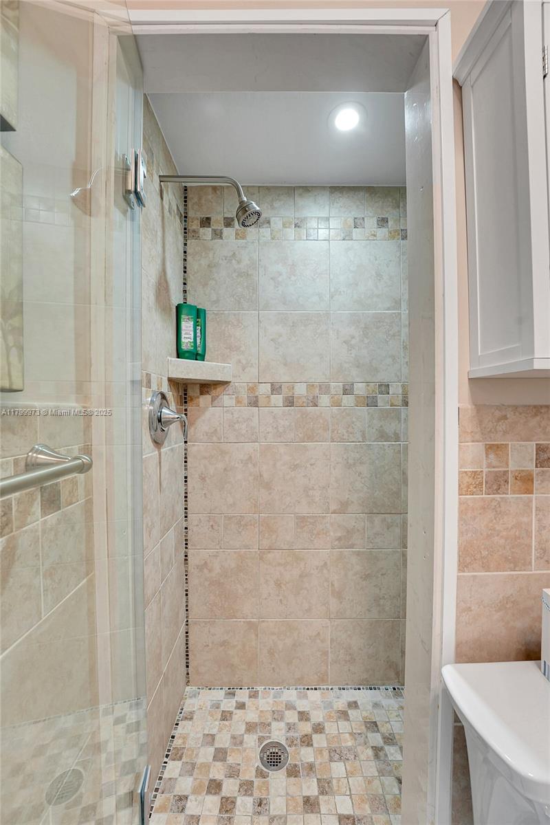 PALM BEACH SHORES - Residential