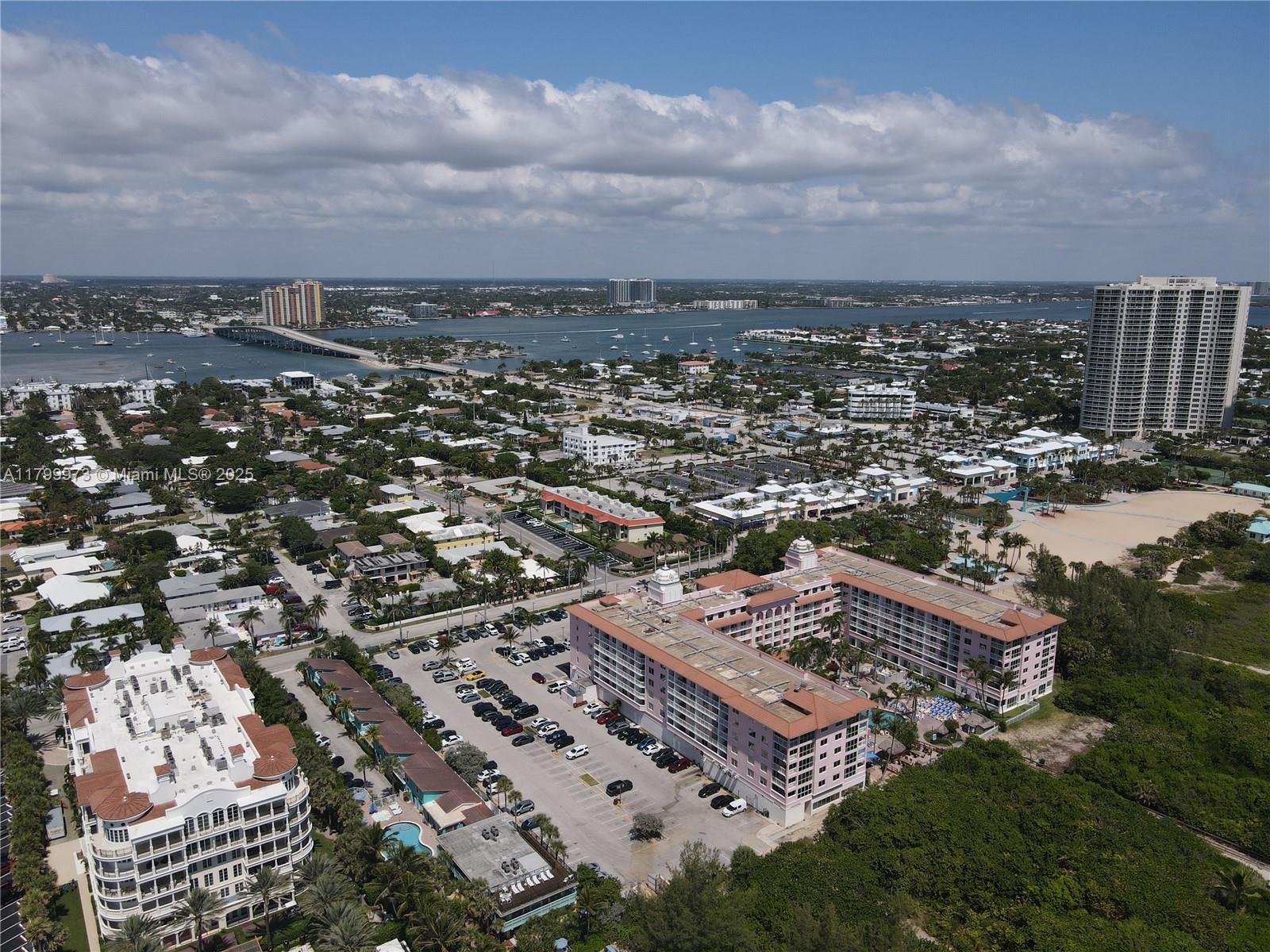 PALM BEACH SHORES - Residential
