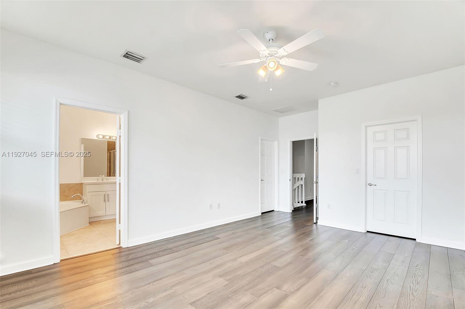 DORAL CAY - Residential Lease