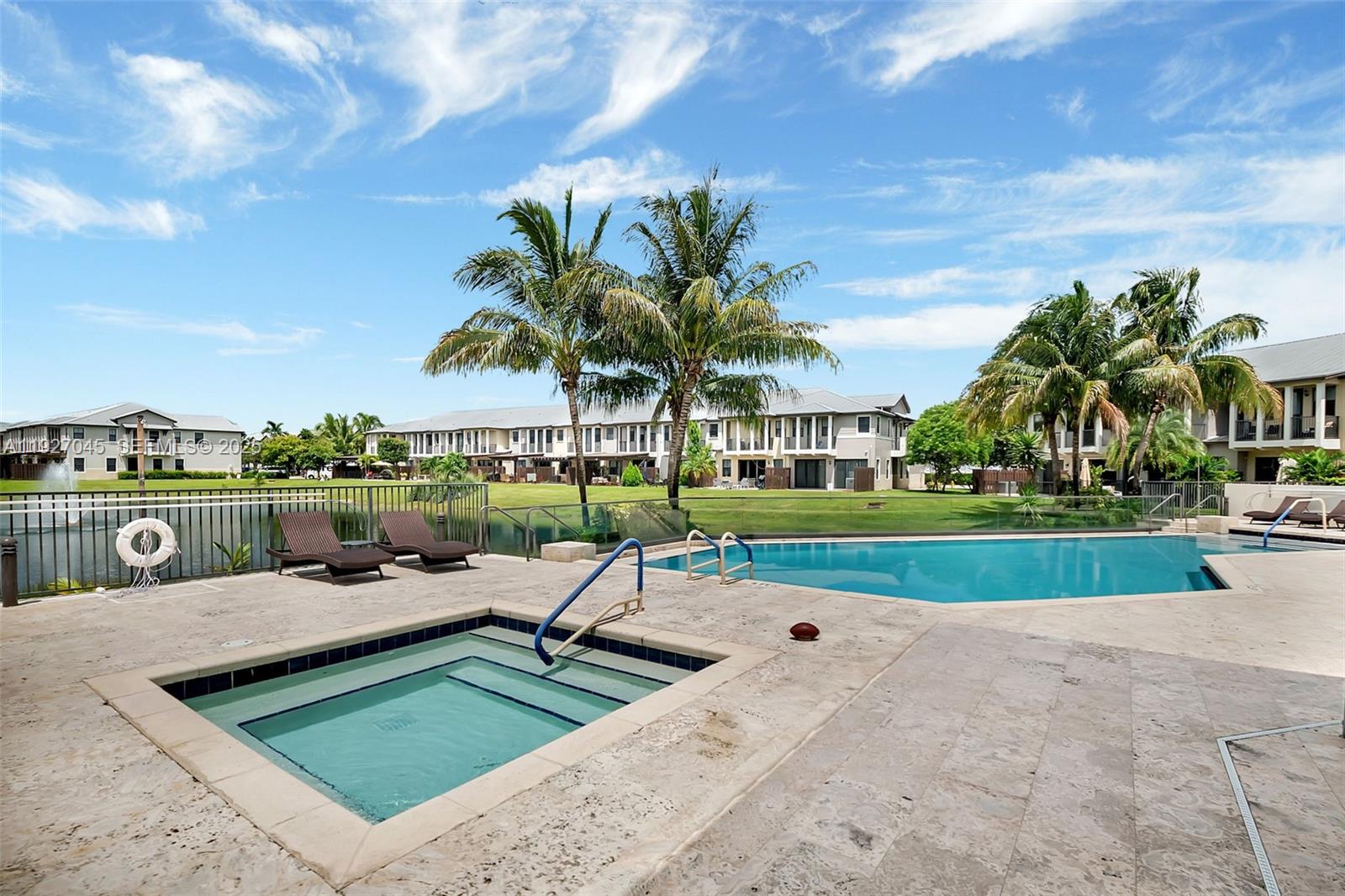 DORAL CAY - Residential Lease