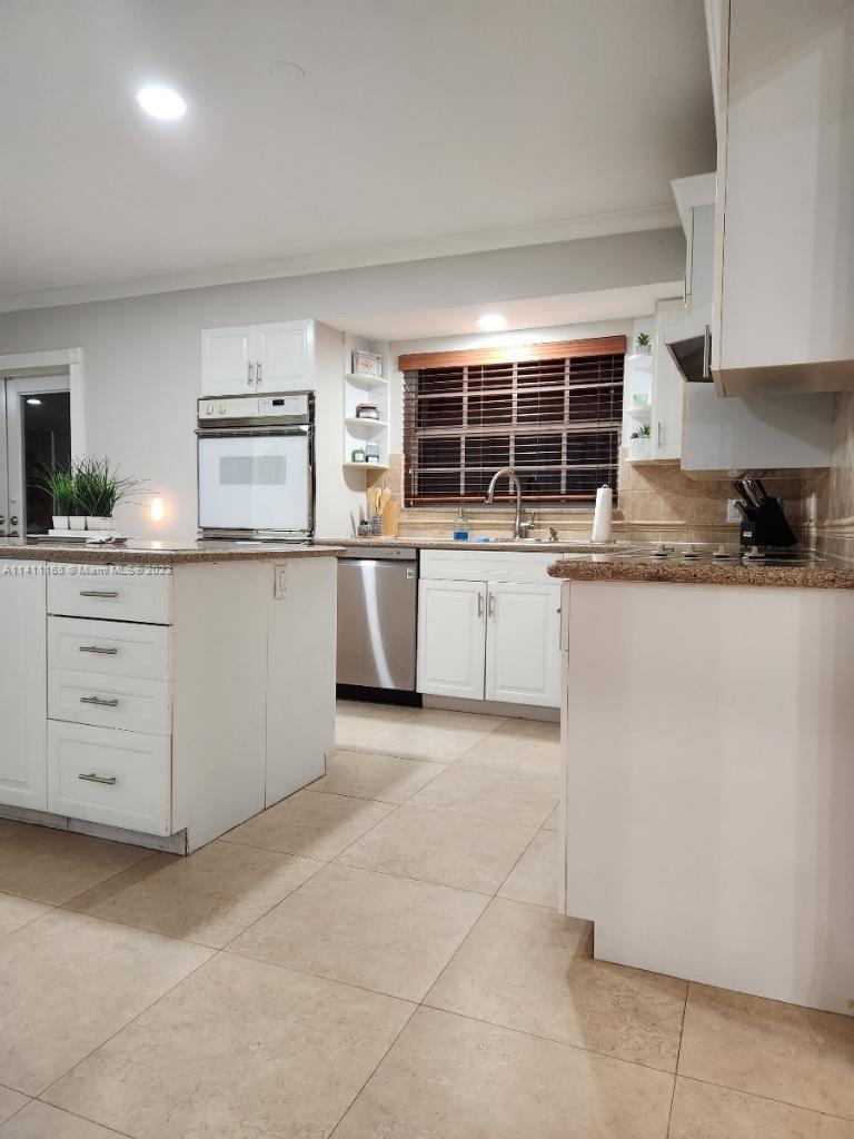 RICHARD ESTATES - Residential