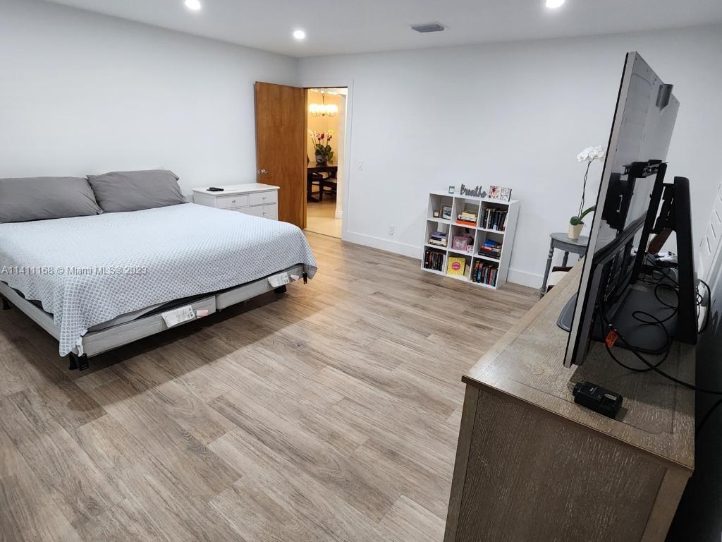 RICHARD ESTATES - Residential