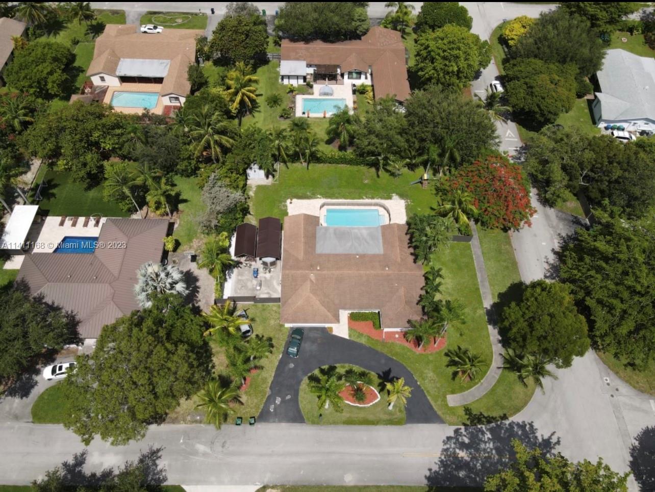RICHARD ESTATES - Residential