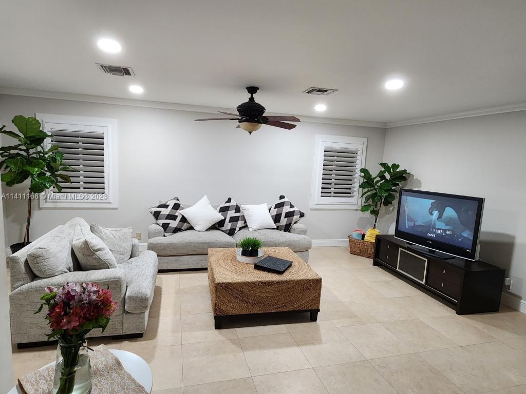 RICHARD ESTATES - Residential