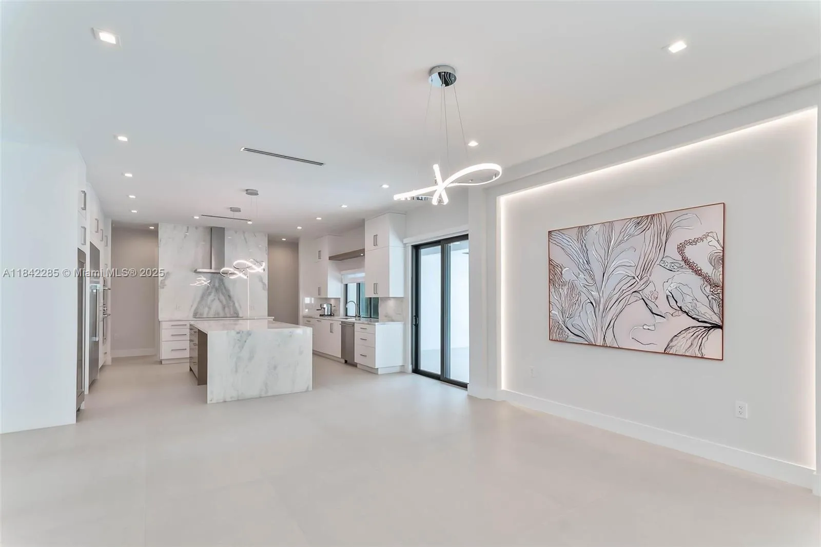 Pinecrest, Florida 33156, United States, 4 Bedrooms Bedrooms, ,5 BathroomsBathrooms,Residential,Active,174239