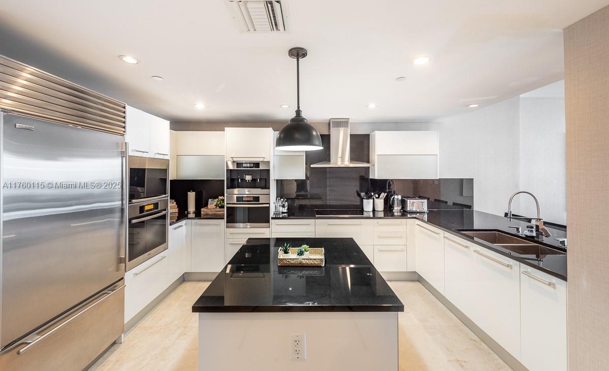 JADE OCEAN CONDO - Residential