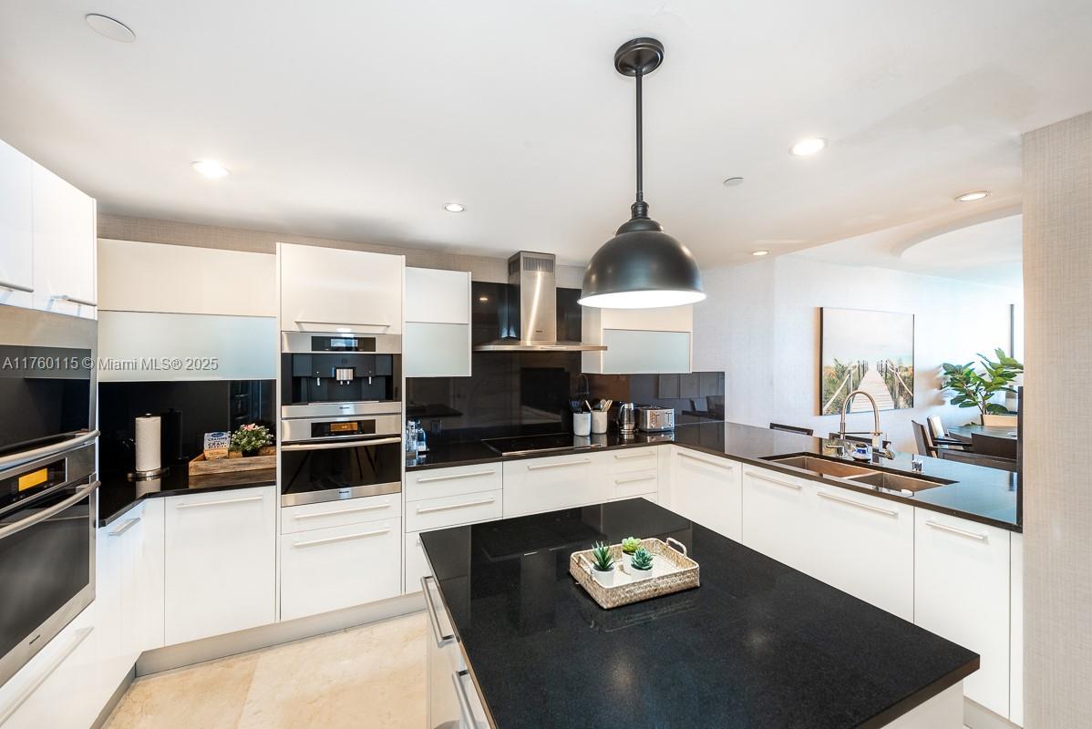 JADE OCEAN CONDO - Residential