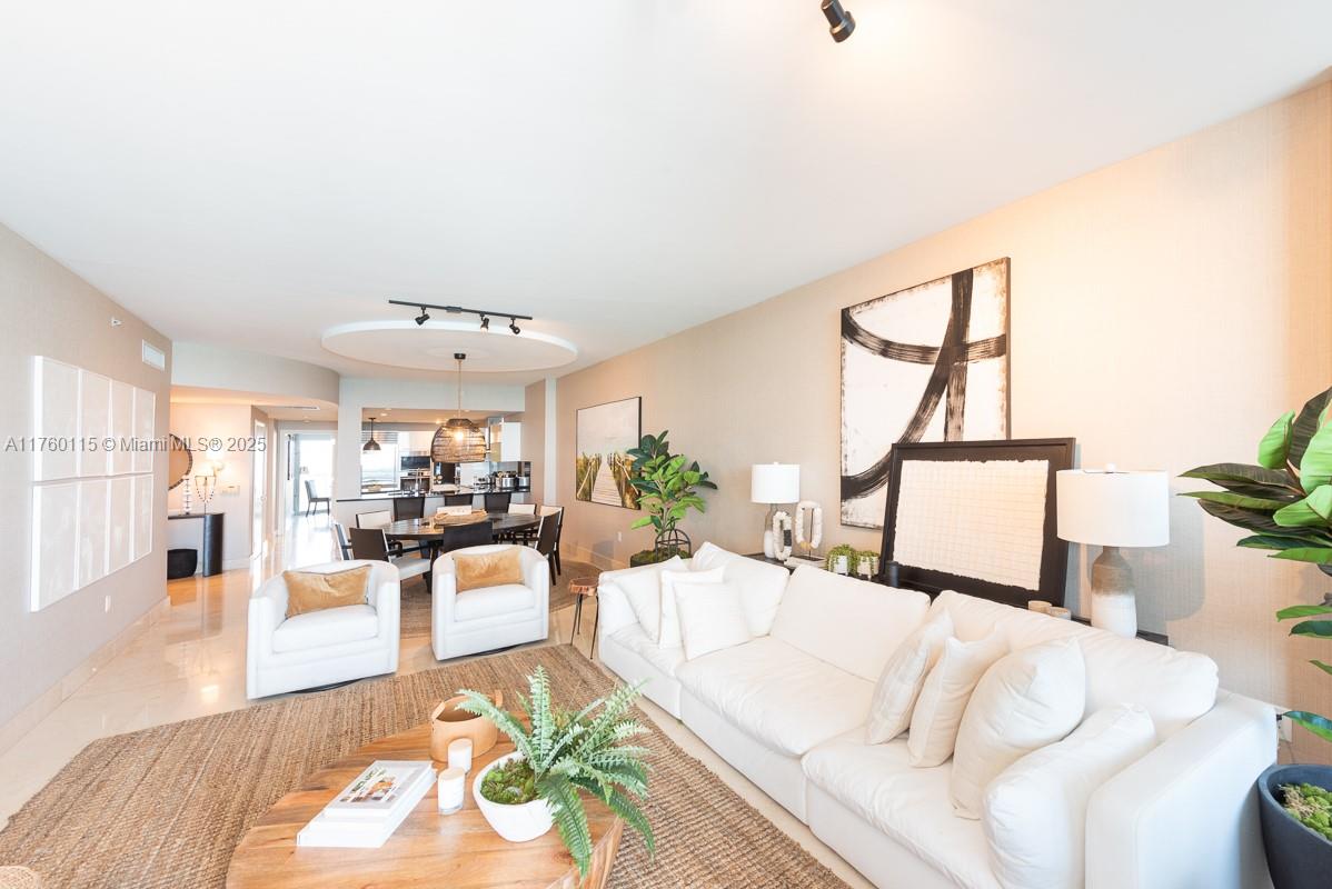 JADE OCEAN CONDO - Residential