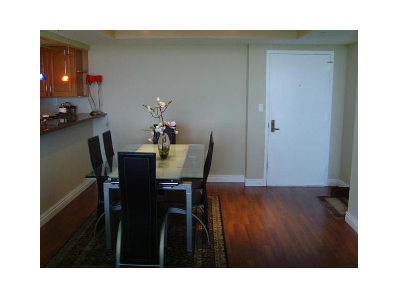 THE FLORIDIAN CONDO - Residential Lease