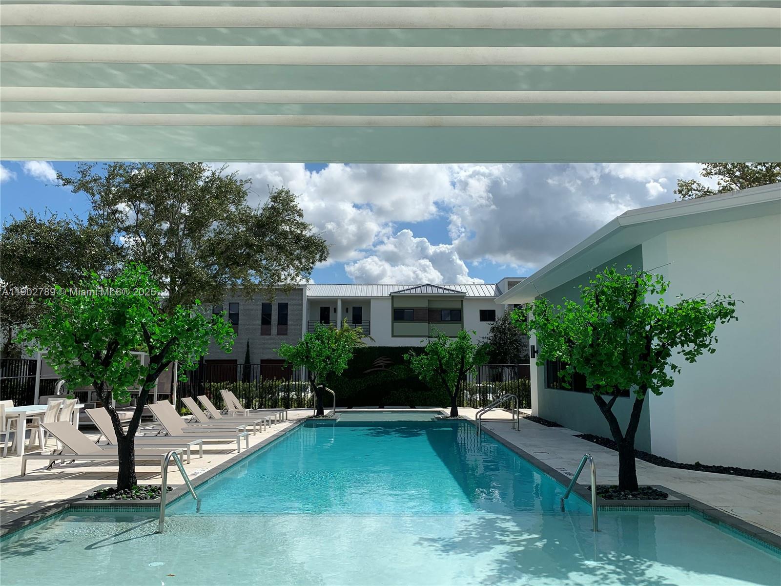 PLANTATION BUSINESS PARK - Residential