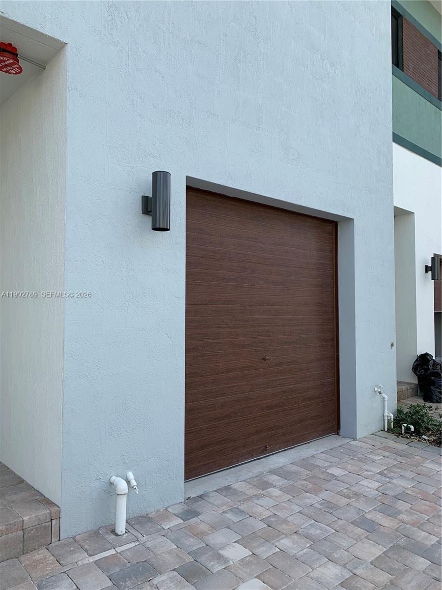 PLANTATION BUSINESS PARK - Residential