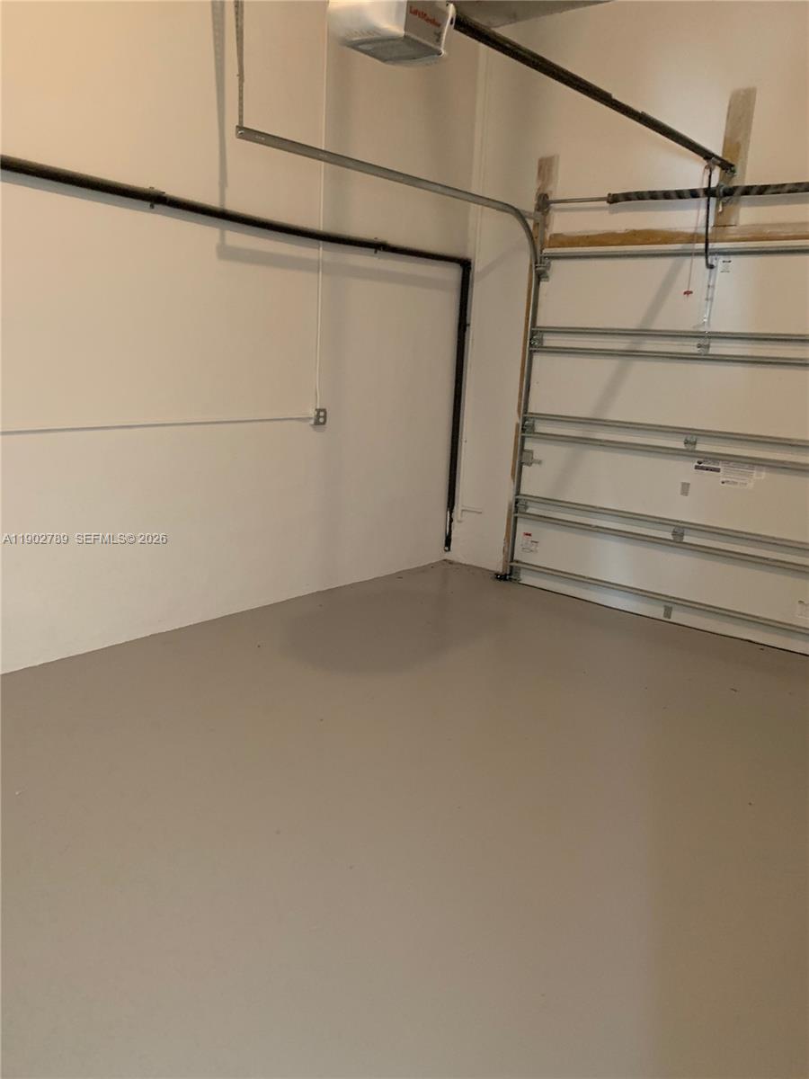 PLANTATION BUSINESS PARK - Residential