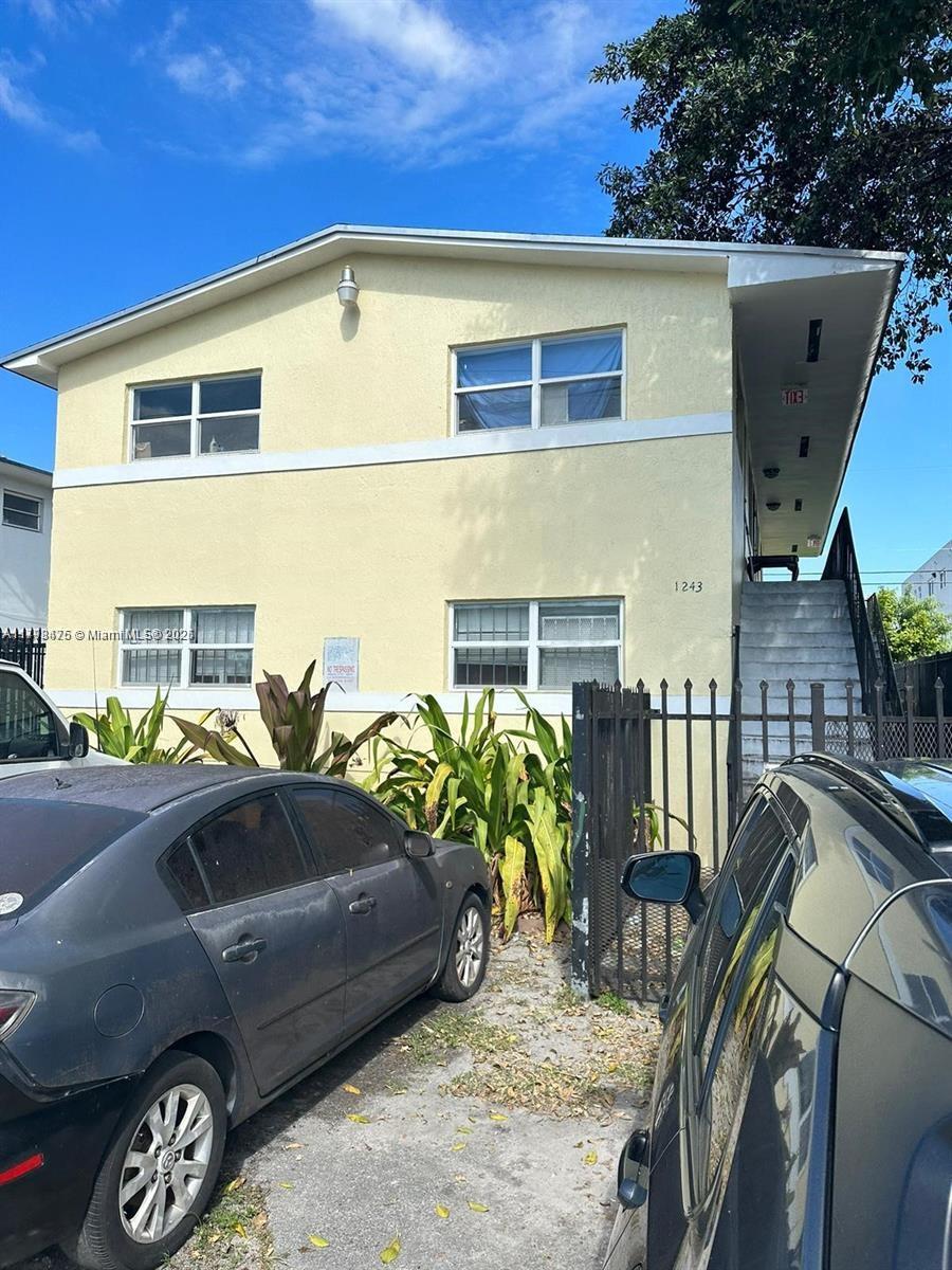 Well-maintained fourplex featuring four spacious 2-bedroom units in a central location. CBS construction. Property has a brand-new permitted roof, separate FPL meters for each unit, and just passed its 2025 recertification. Solid investment with strong rental cashflow.