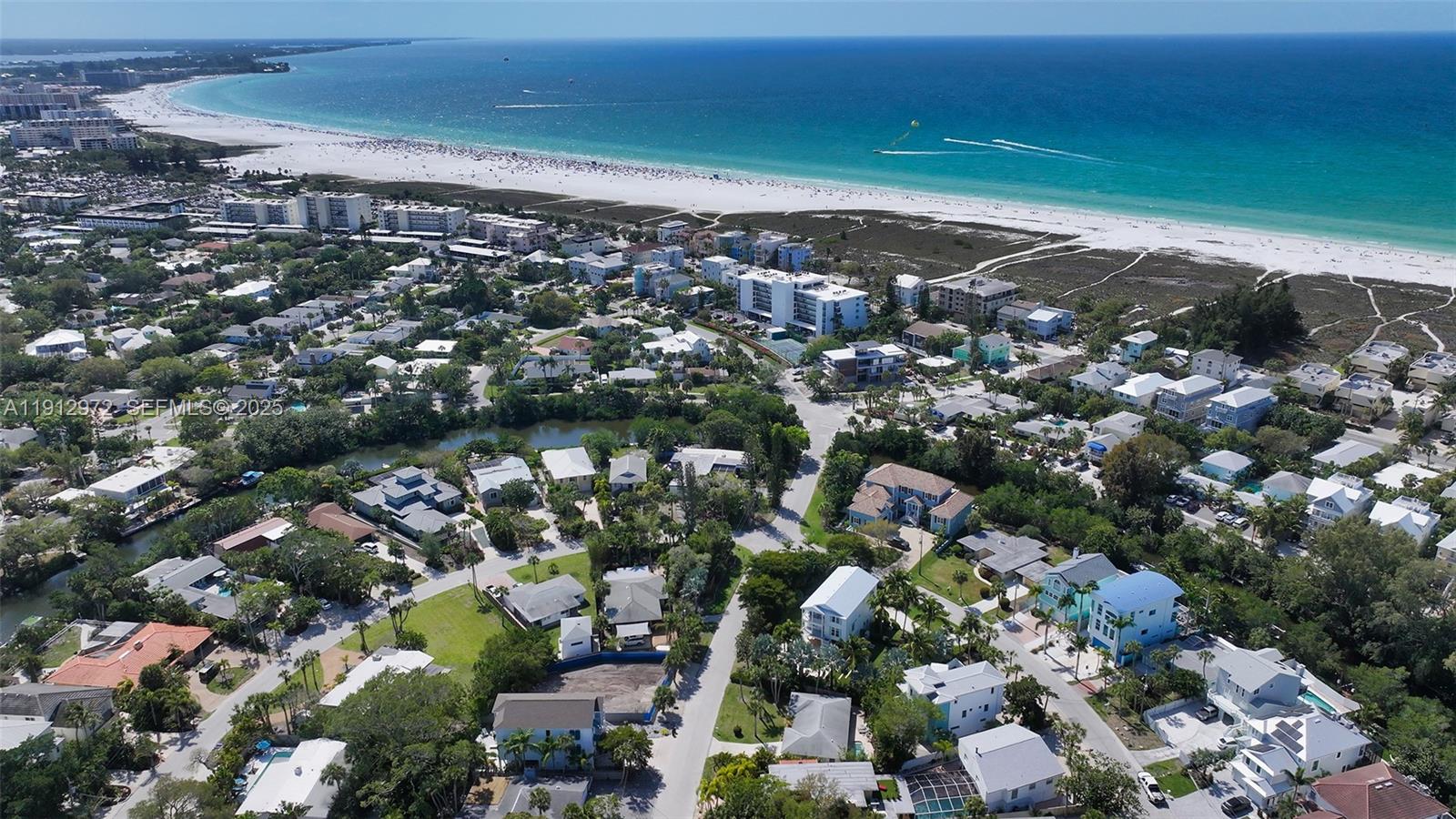 SARASOTA BEACH - Land