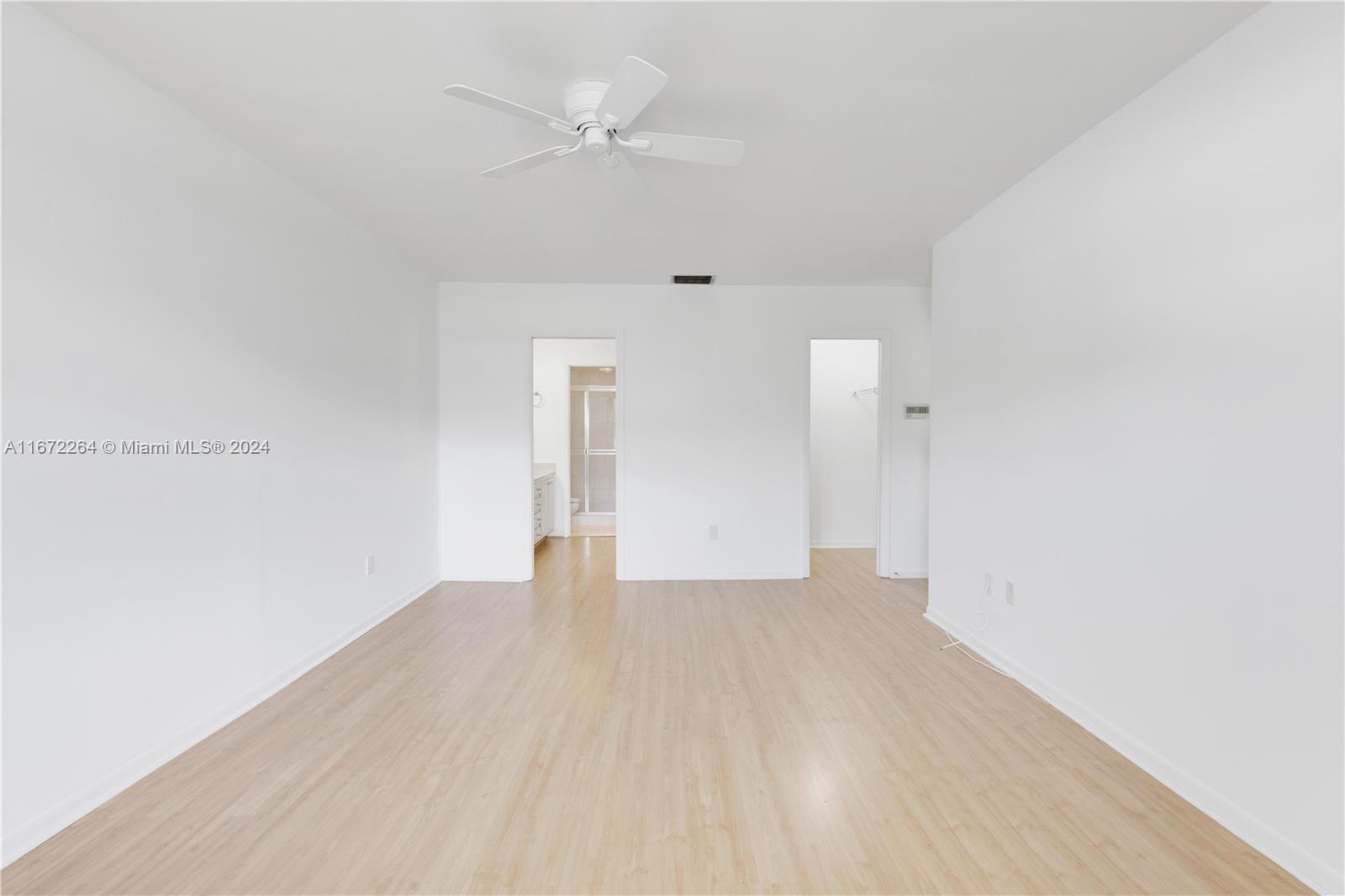 THE TOWNHOMES OF DORAL OA - Residential Lease