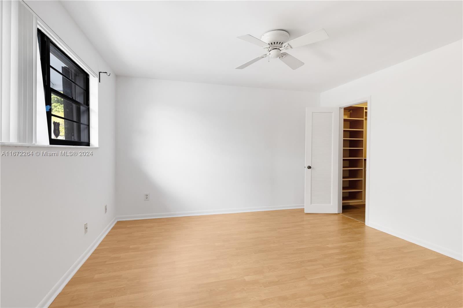 THE TOWNHOMES OF DORAL OA - Residential Lease