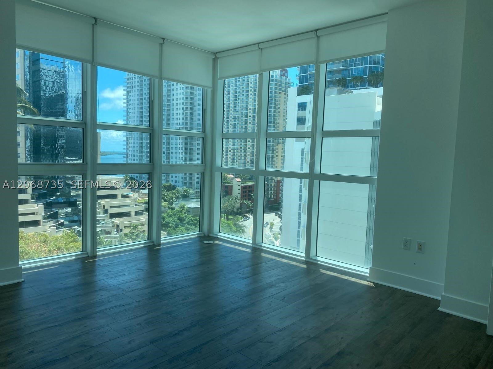 951 Brickell Ave 1210