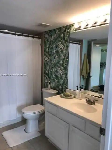 THE RESIDENCE - Residential