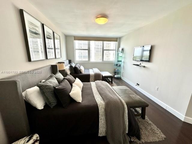 HAMPTONS SOUTH CONDO - Residential Lease
