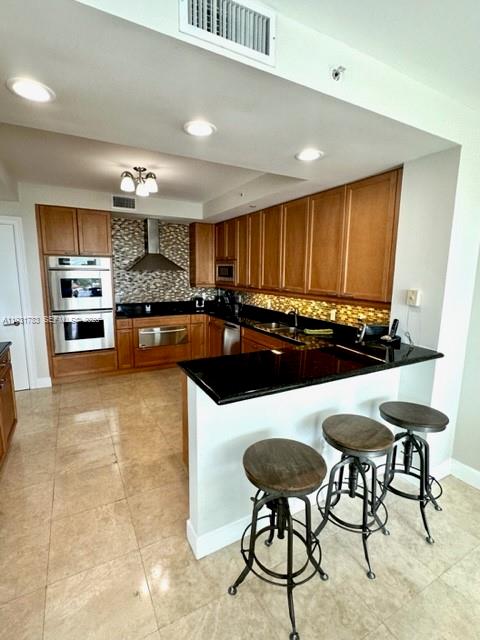 HAMPTONS SOUTH CONDO - Residential Lease