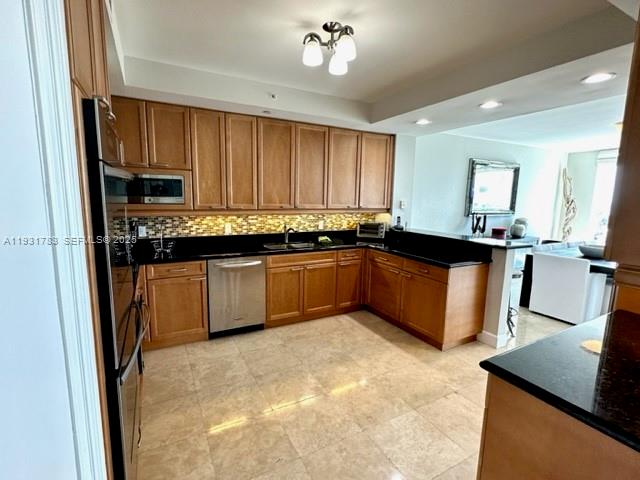 HAMPTONS SOUTH CONDO - Residential Lease