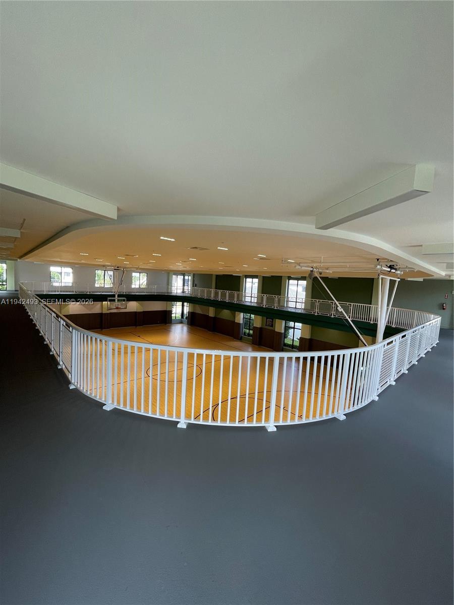 DOWNTOWN DORAL SOUTH PHAS - Residential