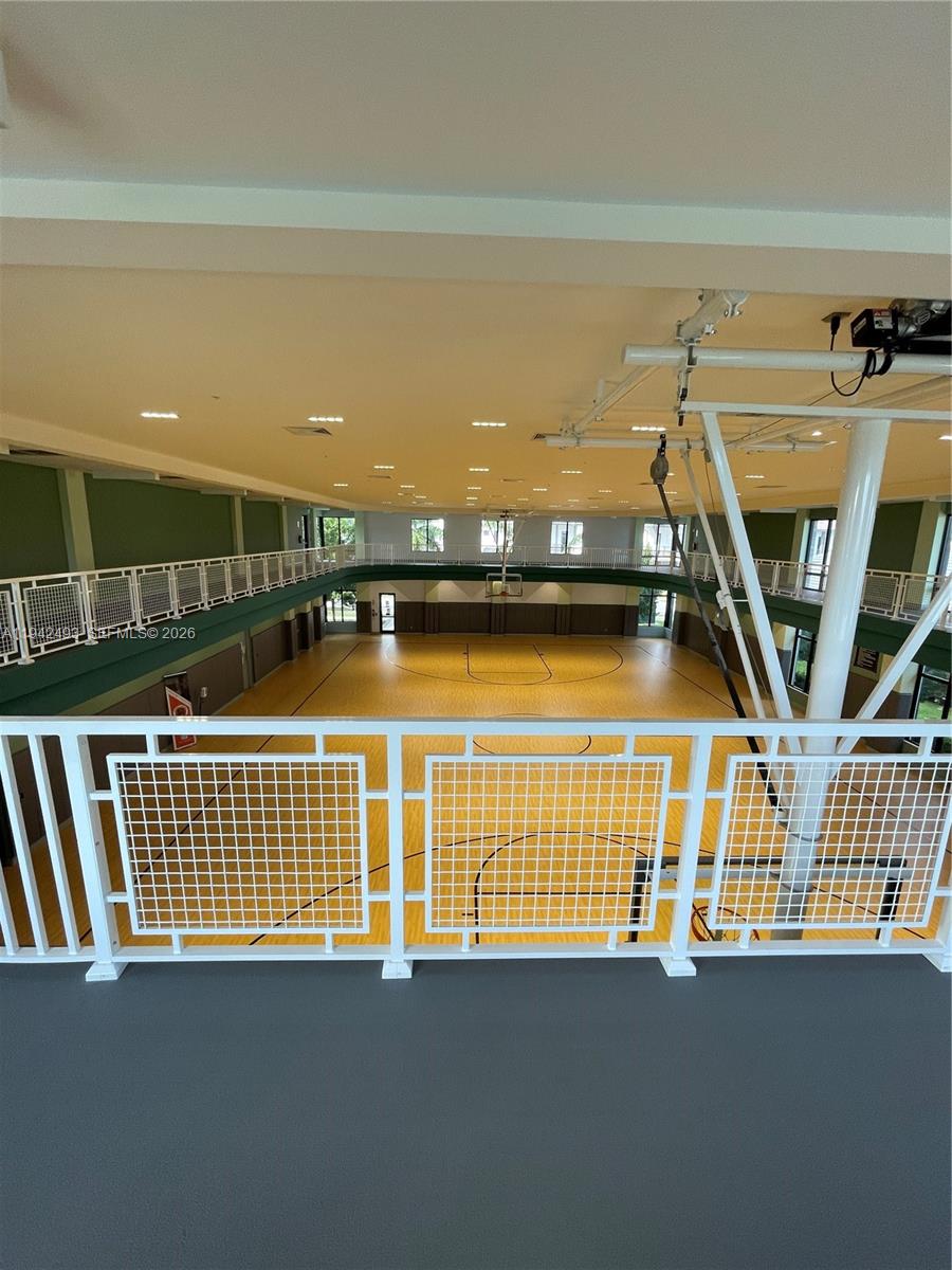 DOWNTOWN DORAL SOUTH PHAS - Residential