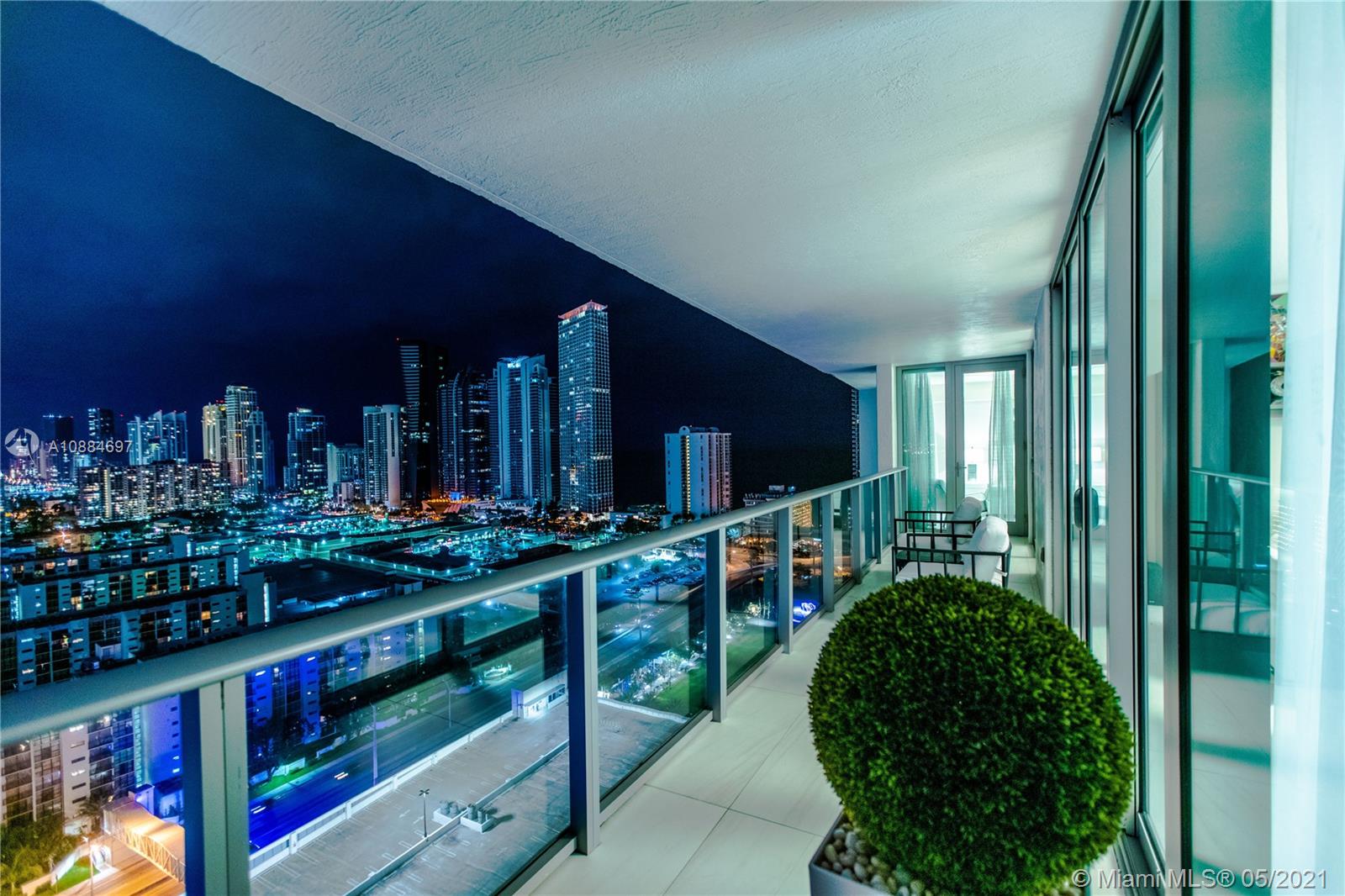 Parque Towers Condo - Residential