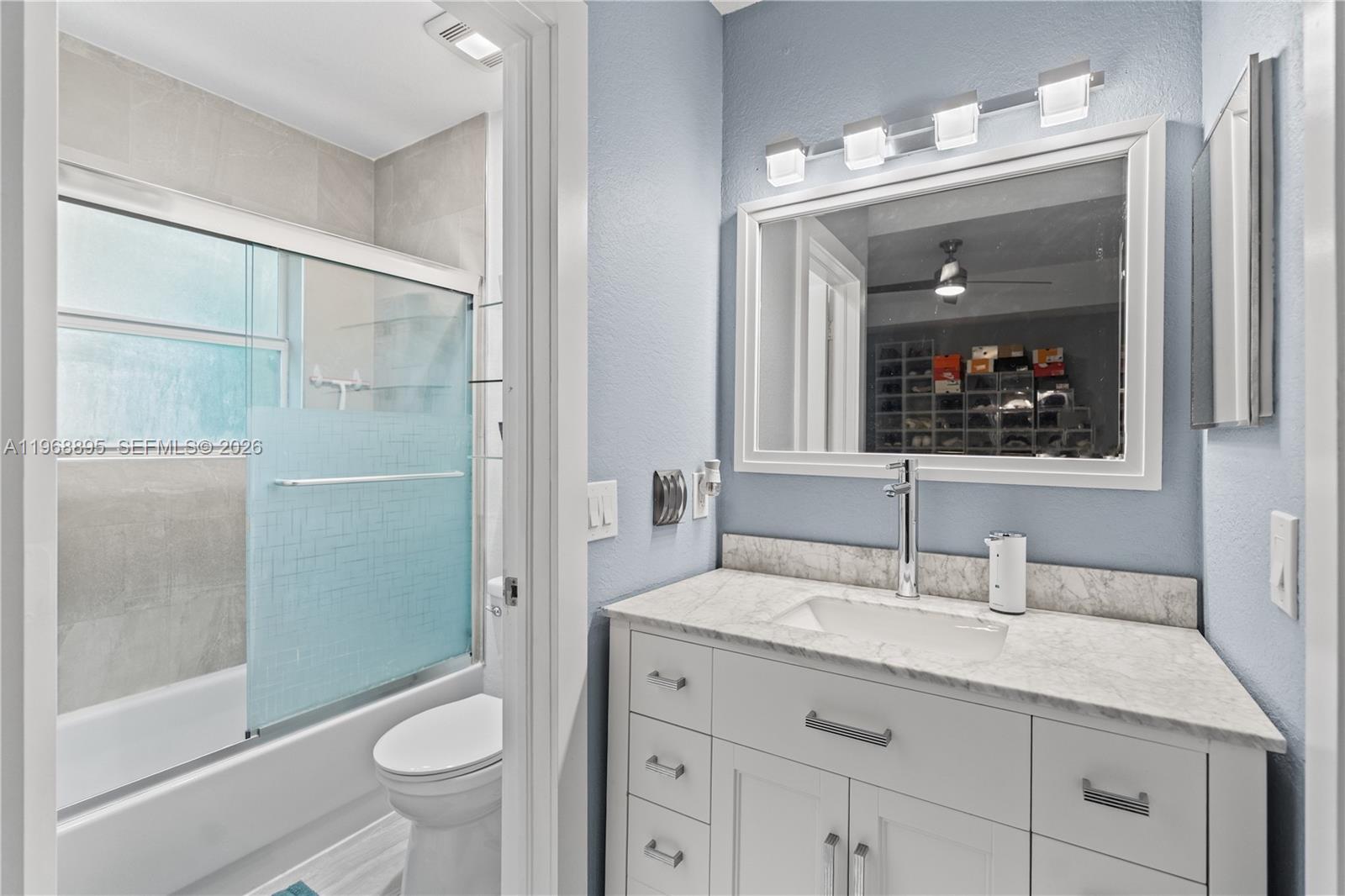 VENETIA GROVE - Residential