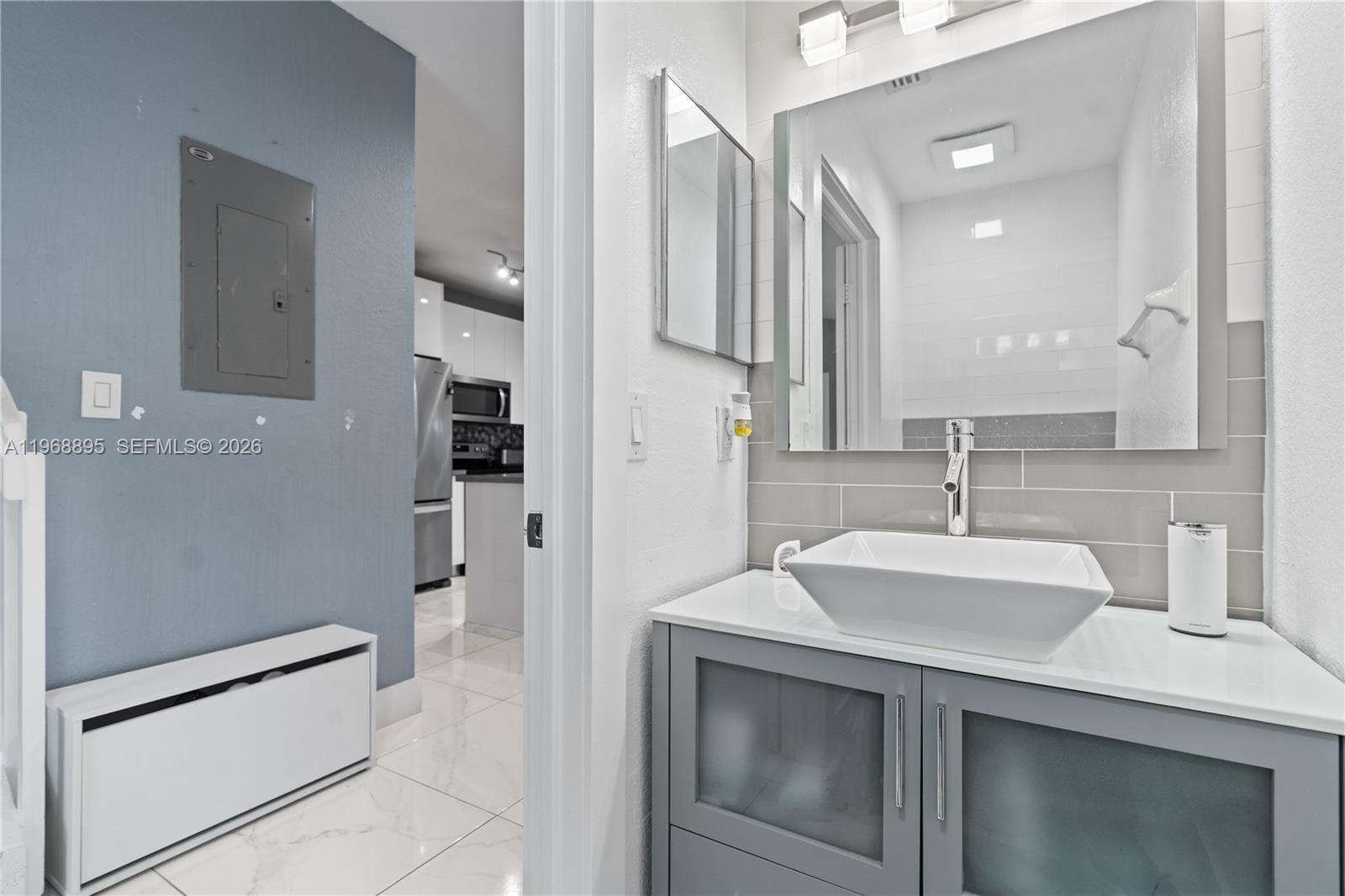 VENETIA GROVE - Residential