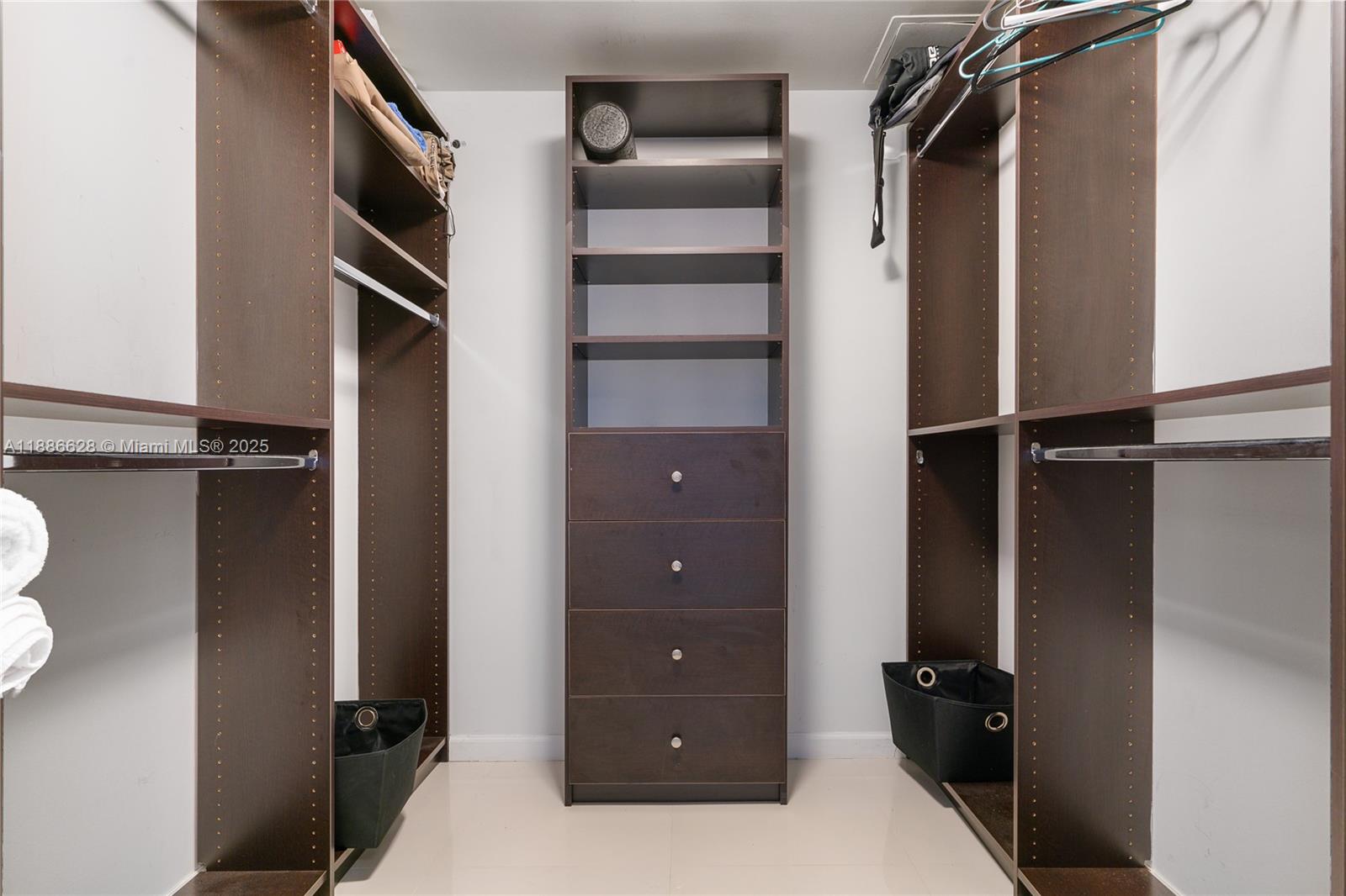 ICON BRICKELL NO TWO - Residential Lease