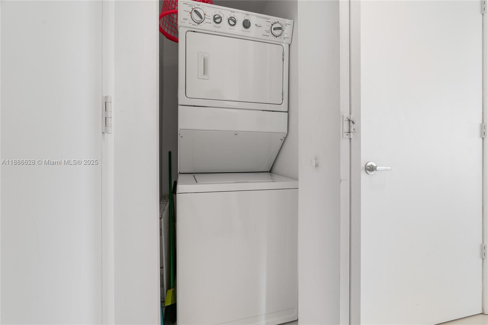 ICON BRICKELL NO TWO - Residential Lease