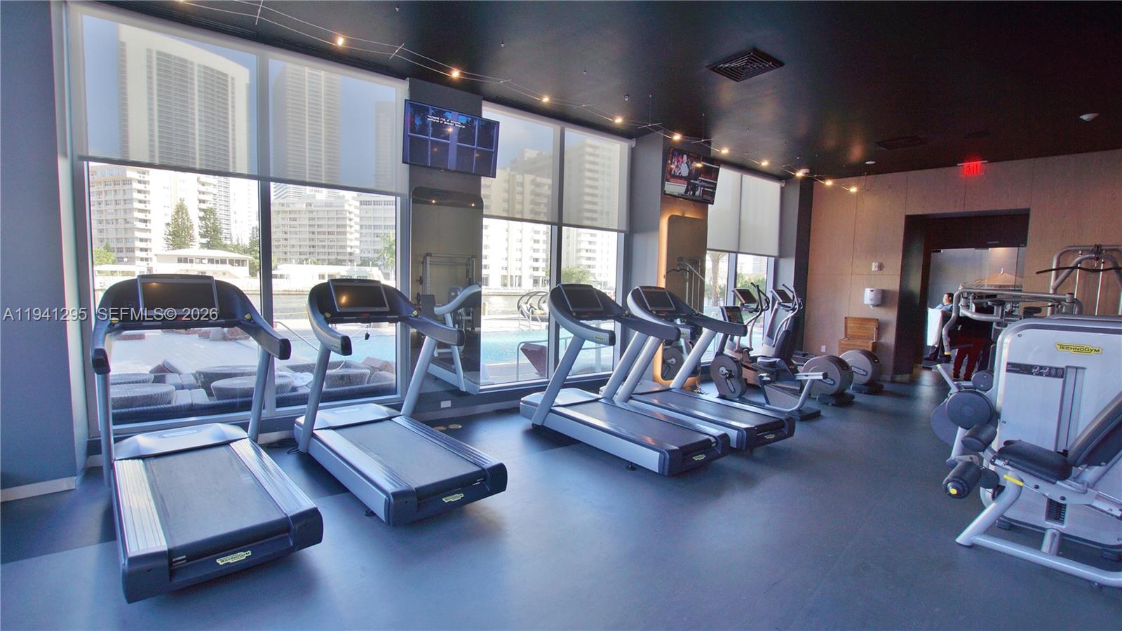 BEACHWALK CONDOMINIUM - Residential