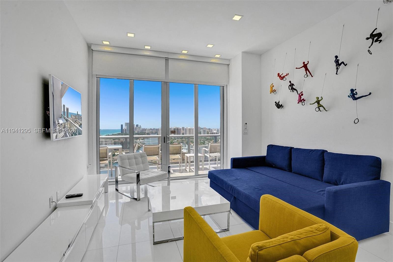 BEACHWALK CONDOMINIUM - Residential