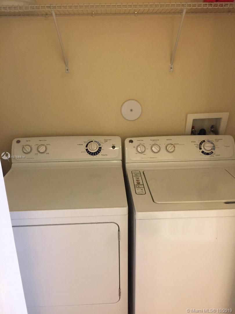 KENDALL COMMONS RESIDENTI - Residential Lease