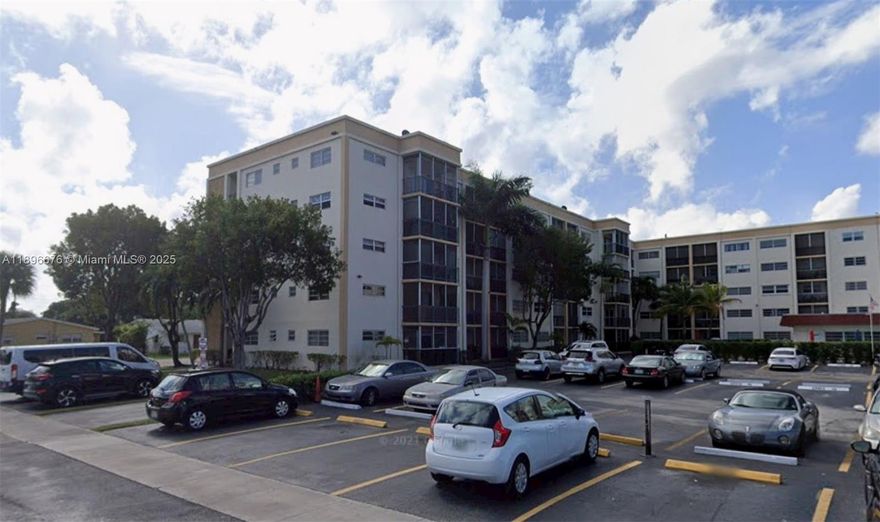 Nice 2 bedroom 2 bathroom apartment,discover confort and convenience in this spacious residence,prefectly situated in a quiet, well maintained building. This inviting home offers an open and functional layout with plenty of natural light. The setting provides a sense of privacy and calm, percfect size for a small family or for those looking to downsize without compromise, offering space, privacy and location. Association  total fee is $ 722.00 The brake down is the following : $482.00 and a special assestment $ 240.00. Showings after 4:pm on weekdays.