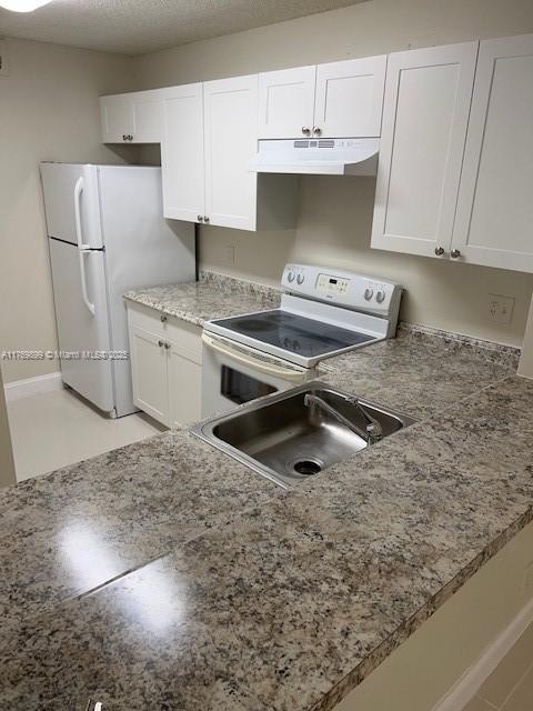 Rental Property at 10749 Cleary Blvd 211, Plantation, Miami-Dade County, Florida - Bedrooms: 3 
Bathrooms: 2  - $2,499 MO.